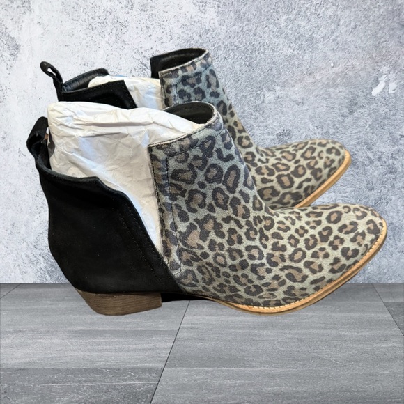 Diba Shoes - The SHORT SIDE ankle boot by Diba True features side slit